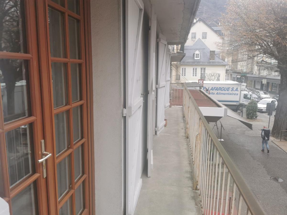 Appartamento Bagneres De Luchon Hyper Centre Esterno foto